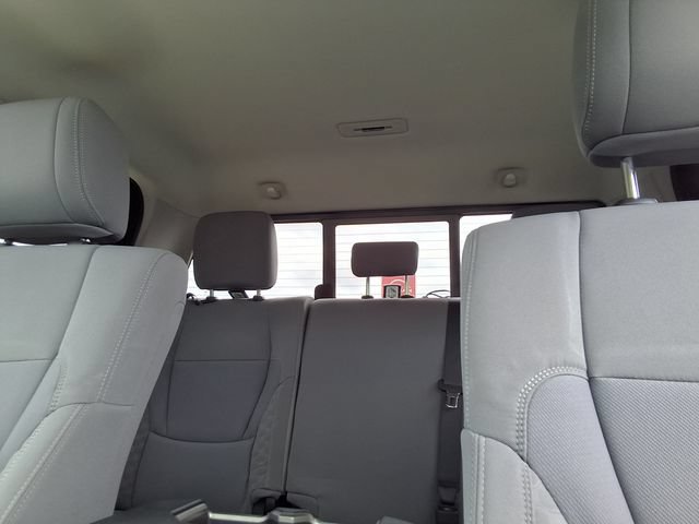 Used 2022 Toyota Tundra SR5 w/ SR5 Convenience Package RWD image 25