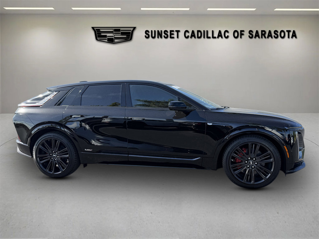 Certified 2026 Cadillac Lyriq V w/ Exterior Carbon Fiber Package image 2