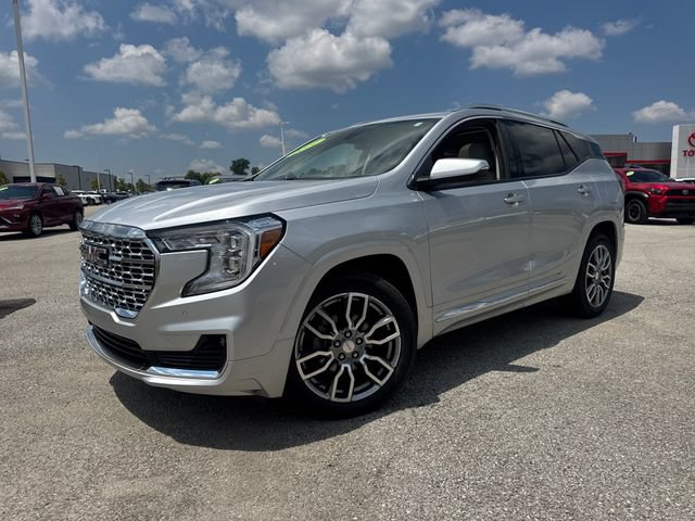 Used 2022 GMC Terrain Denali