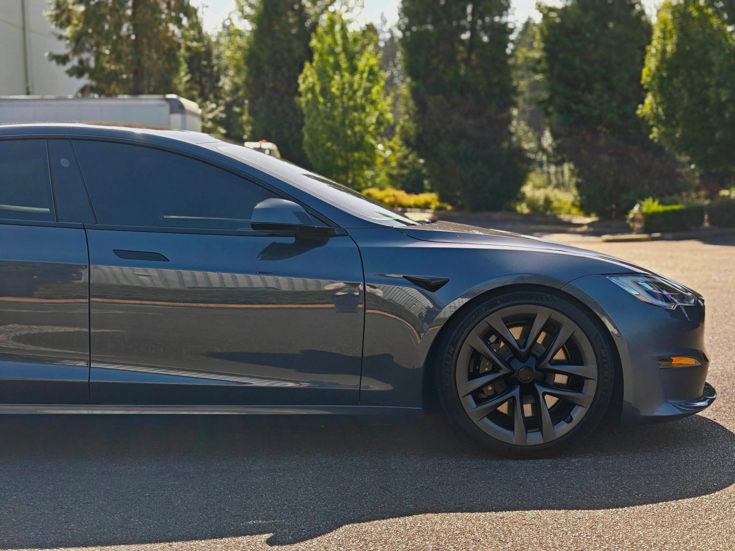 Used 2021 Tesla Model S Plaid AWD/4WD image 25