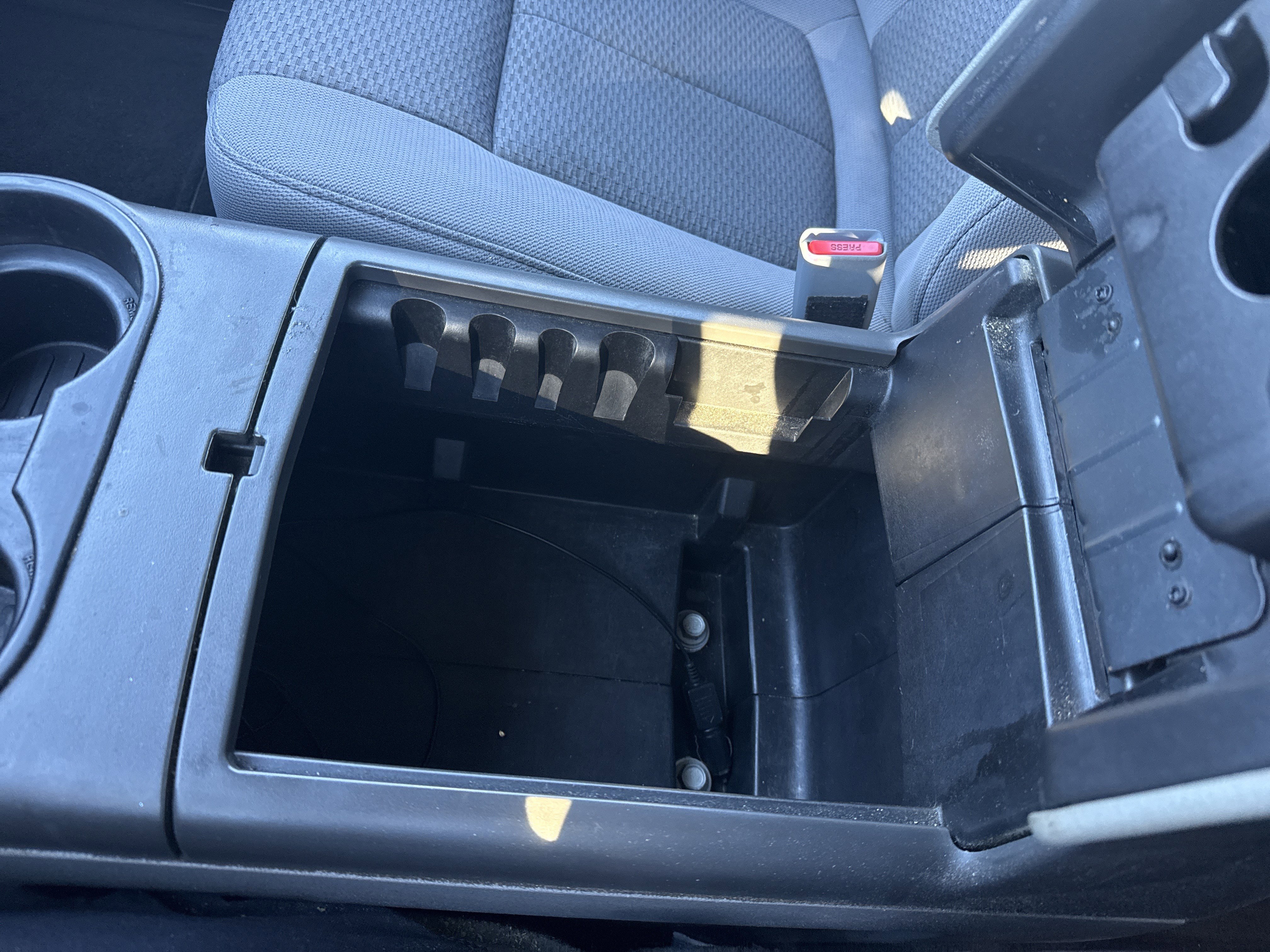 Used 2013 Ford F150 XLT w/ XLT Chrome Pkg image 21