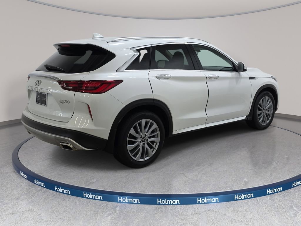 Certified 2023 INFINITI QX50 Luxe AWD/4WD image 5