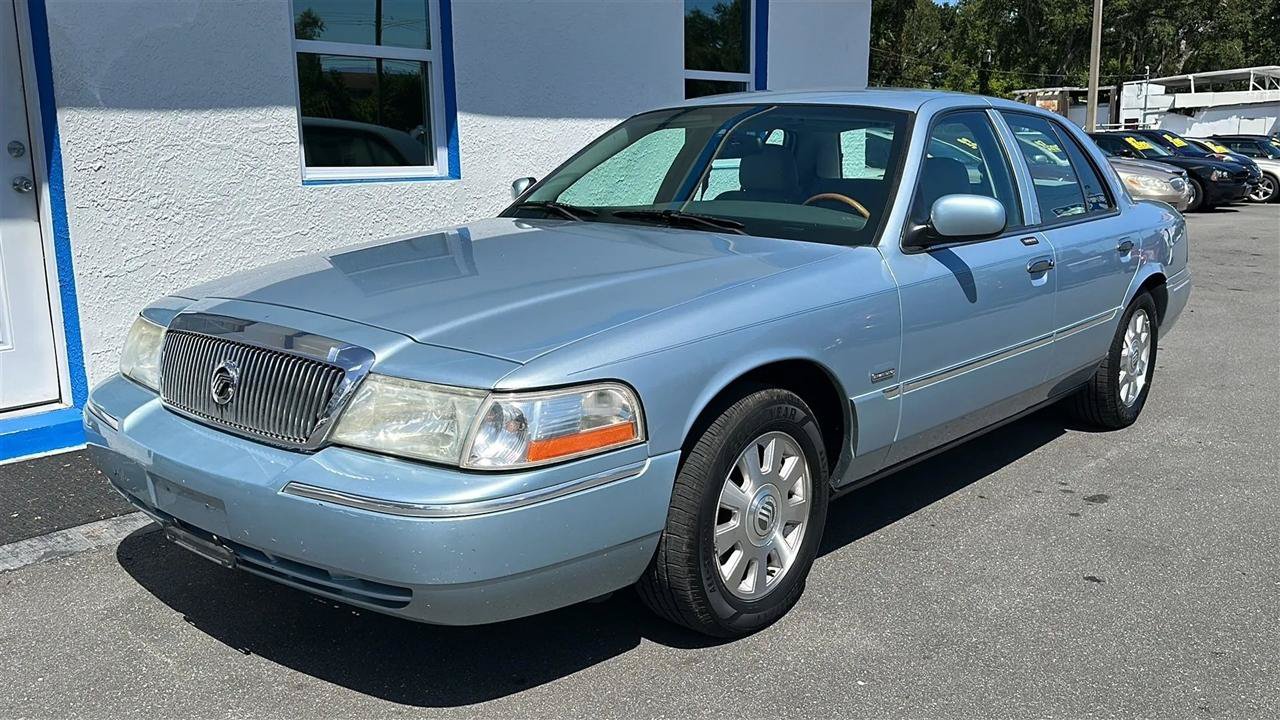 Used 2003 Mercury Grand Marquis LSE RWD image 3