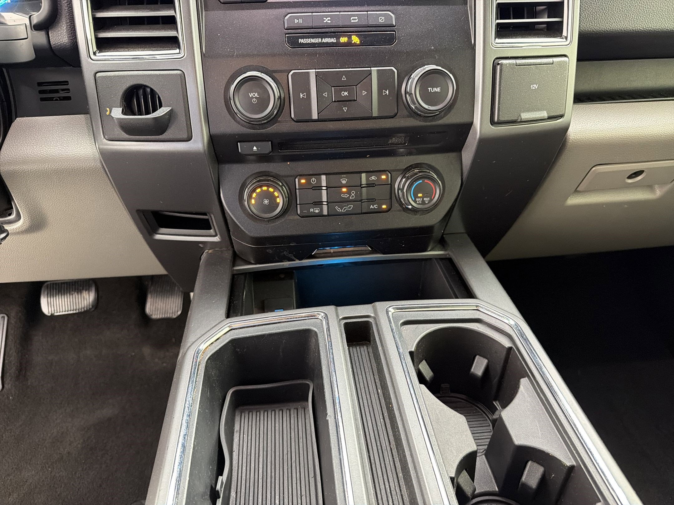 Used 2018 Ford F150 XLT w/ Equipment Group 301A Mid RWD image 24