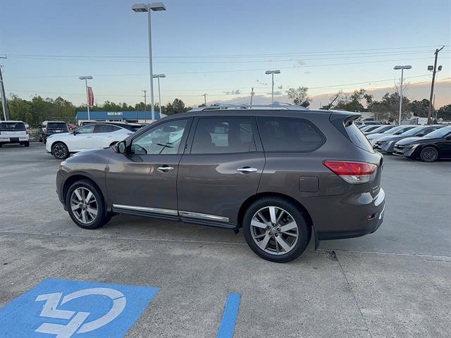 Used 2015 Nissan Pathfinder Platinum FWD image 7