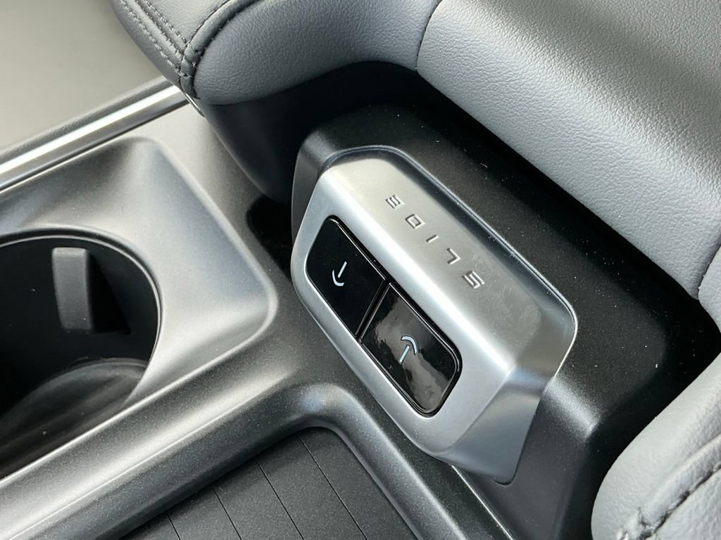 New 2026 Ford Expedition Active RWD image 45