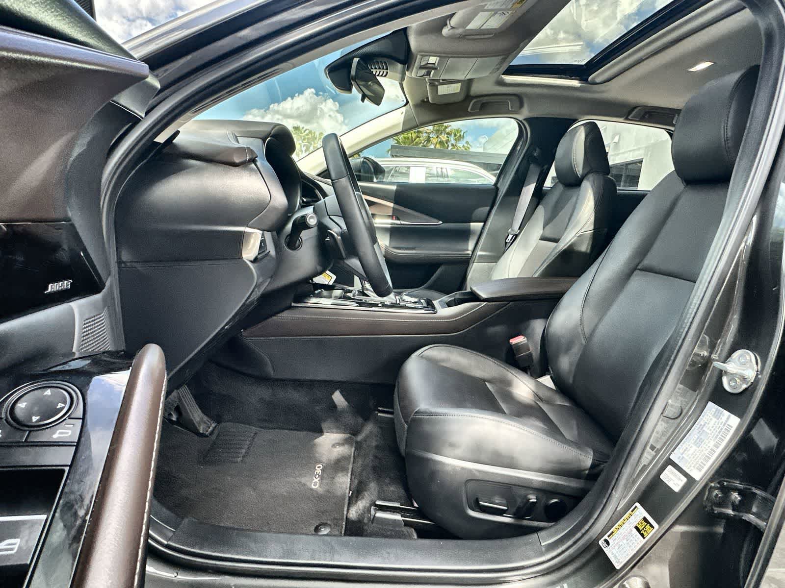 Used 2025 MAZDA CX-30 AWD 2.5 S w/ Premium Package image 2