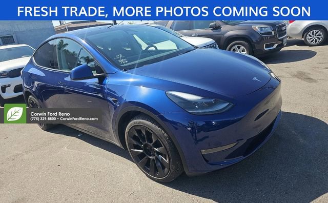 Used 2024 Tesla Model Y Long Range AWD/4WD image 1