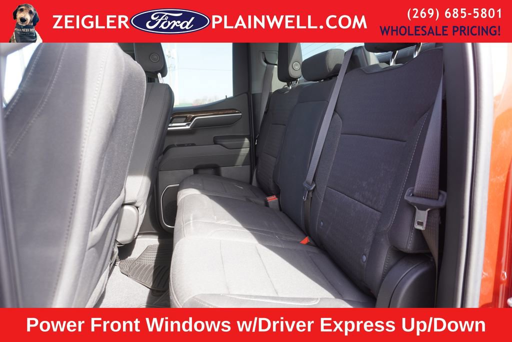 Used 2023 GMC Sierra 1500 Elevation image 11