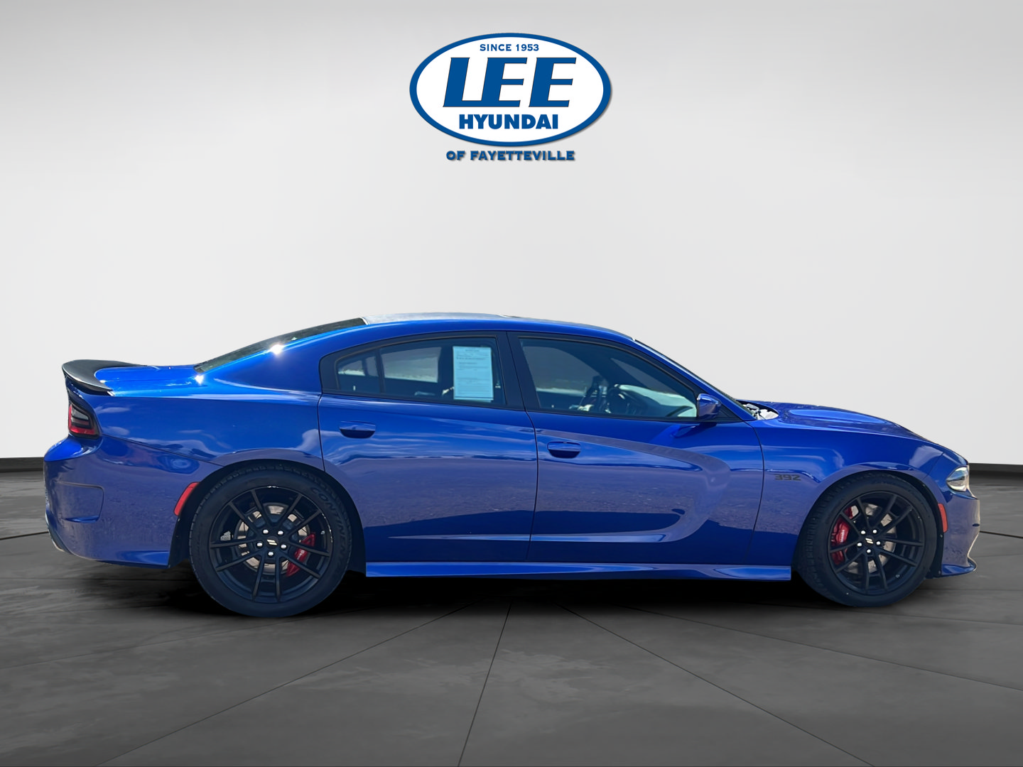 Used 2018 Dodge Charger R/T RWD image 2