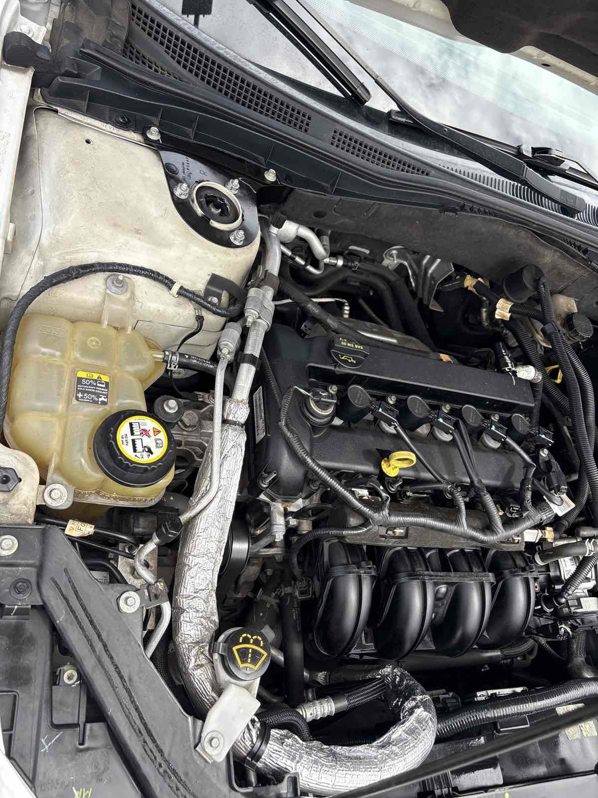 Used 2010 Ford Fusion SE FWD image 23