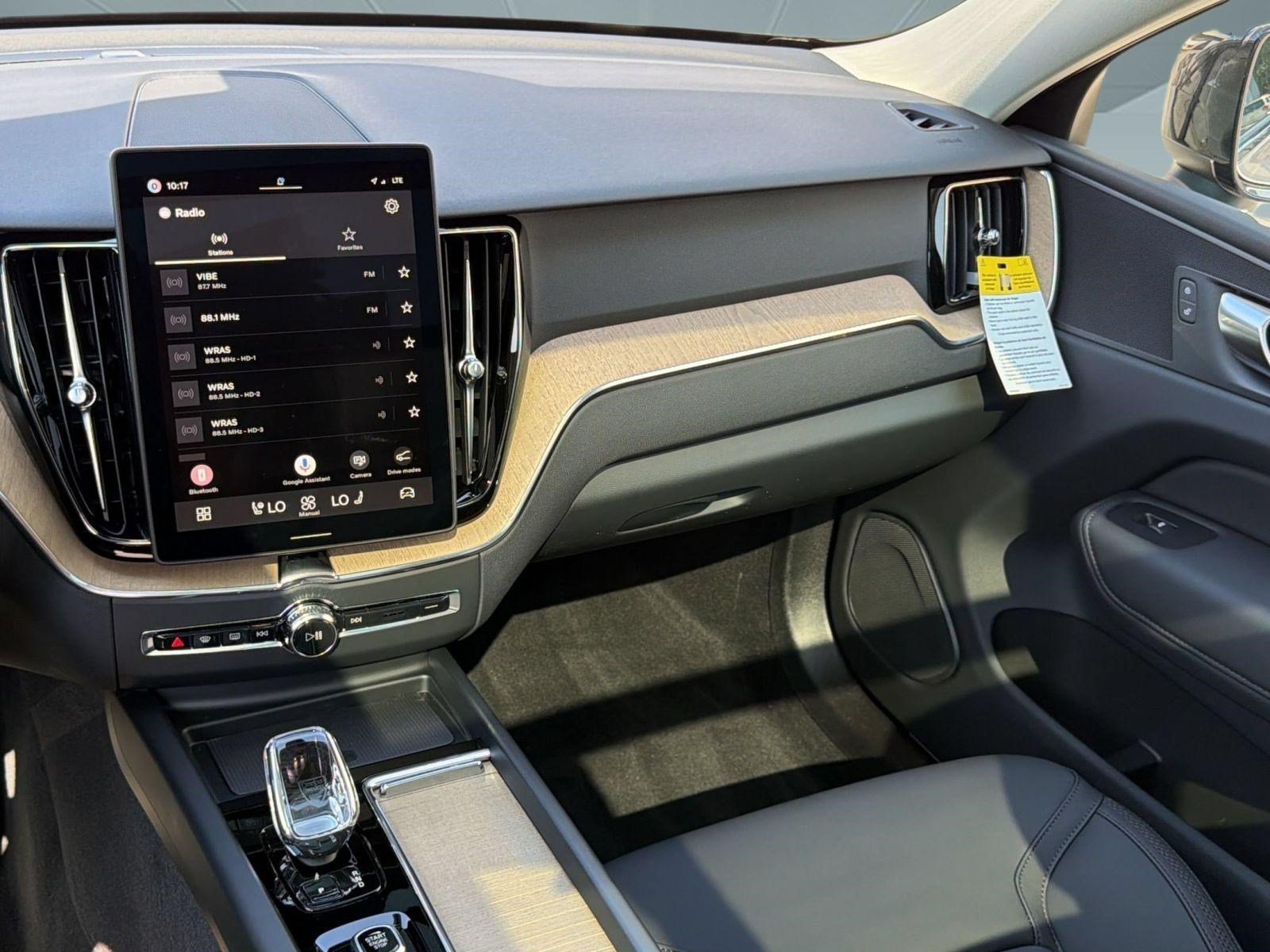 New 2026 Volvo XC60 B5 Plus w/ Climate Package AWD/4WD image 27