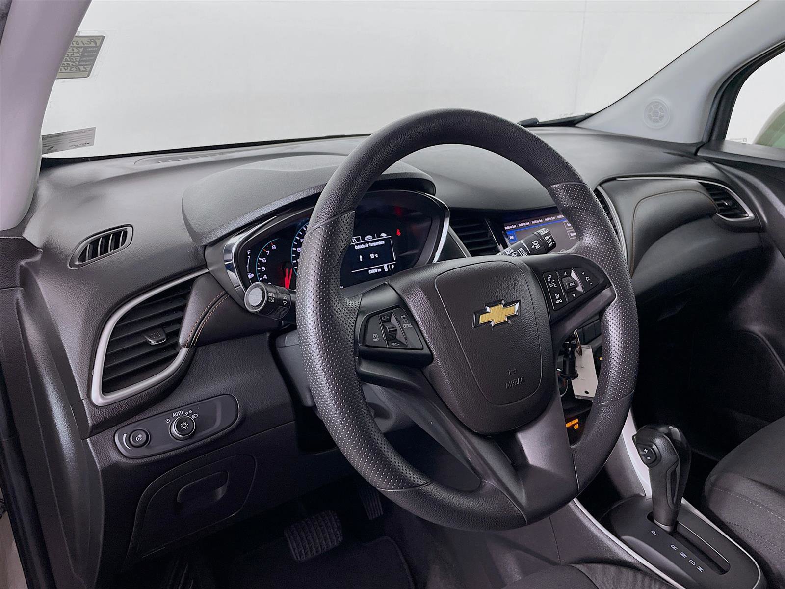 Used 2020 Chevrolet Trax LS w/ Tint and Cruise Package image 12