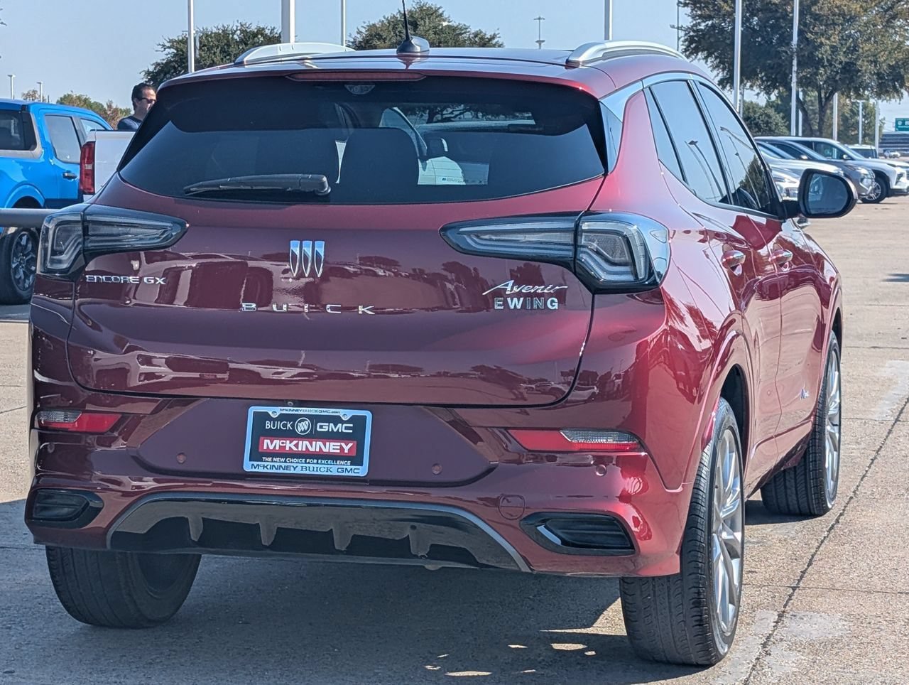 Used 2024 Buick Encore GX Avenir w/ Avenir Technology Package FWD image 4