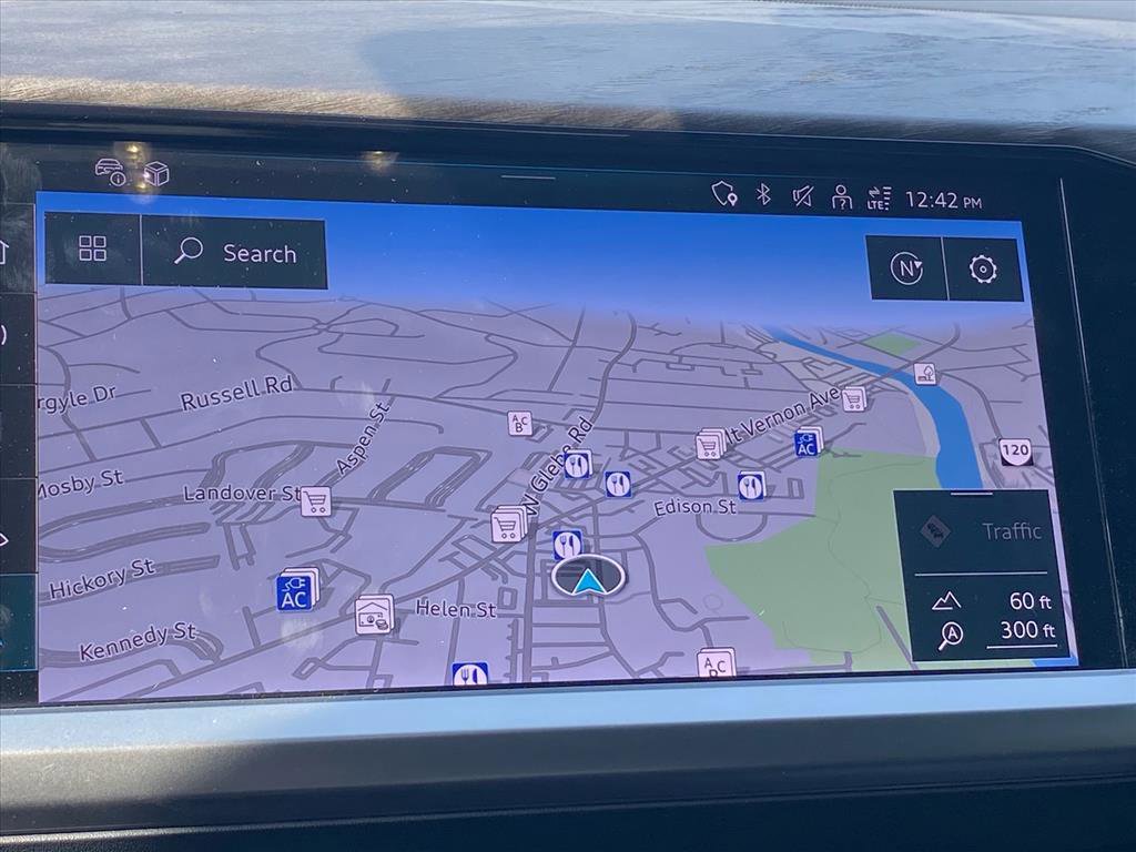 Used 2023 Audi Q4 e-tron Premium Plus w/ Premium Plus image 14