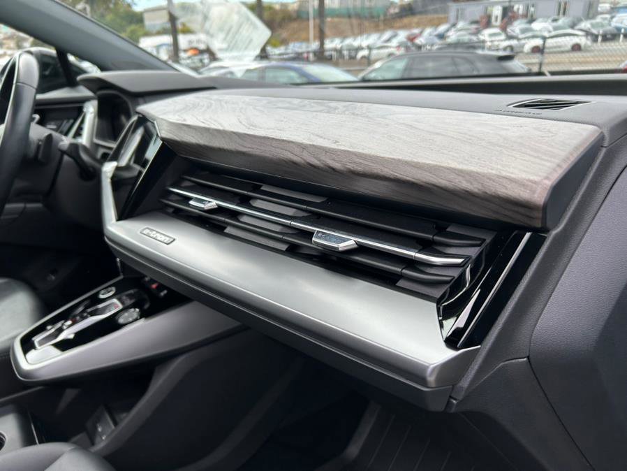 Used 2023 Audi Q4 e-tron Prestige w/ 20" Wheel Package image 33