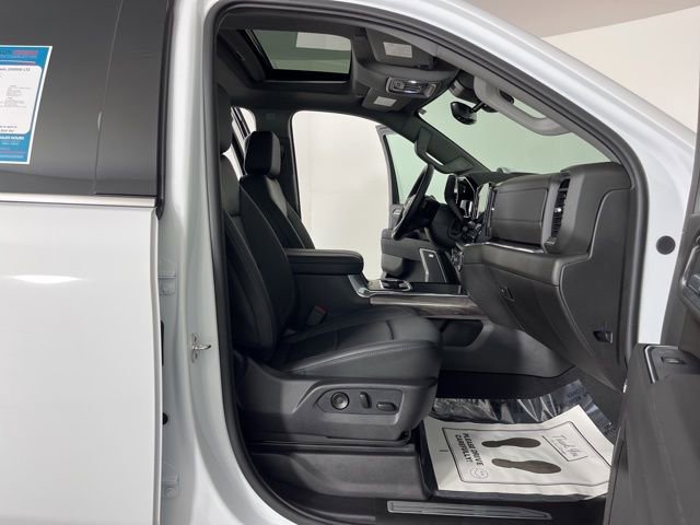 Used 2026 Chevrolet Silverado 2500 LTZ w/ LTZ Premium Package image 38