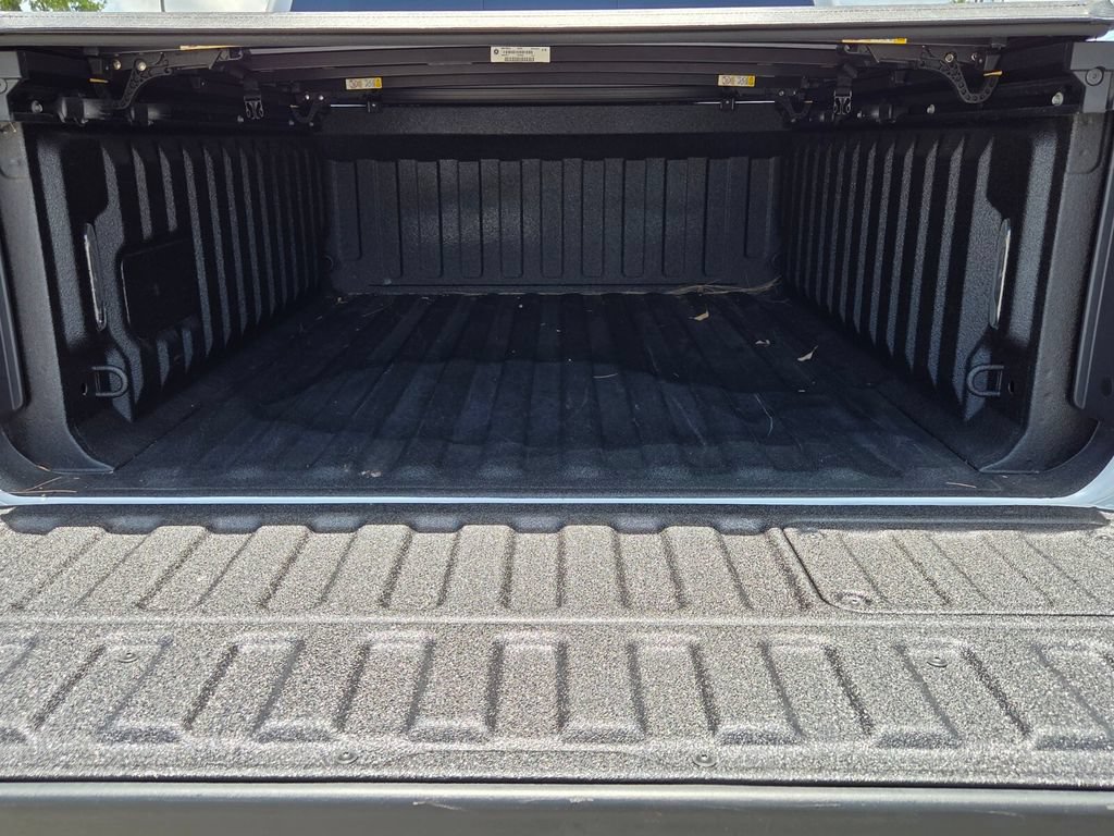 Certified 2025 RAM 1500 Tungsten AWD/4WD image 9