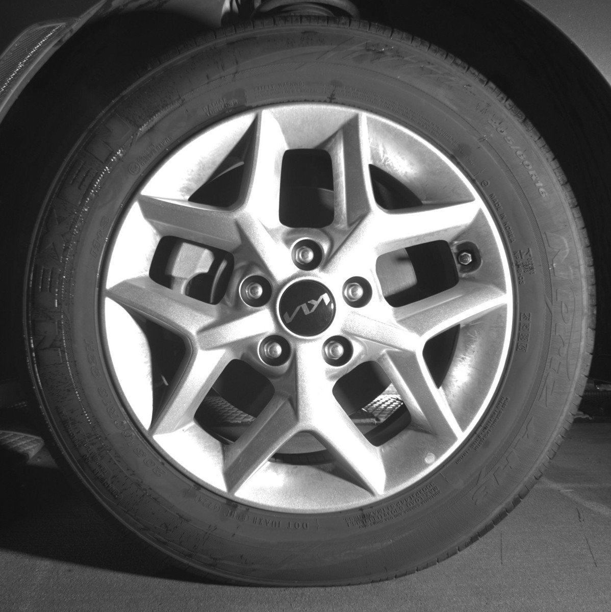 Used 2025 Kia Soul LX w/ LX Technology Package image 12