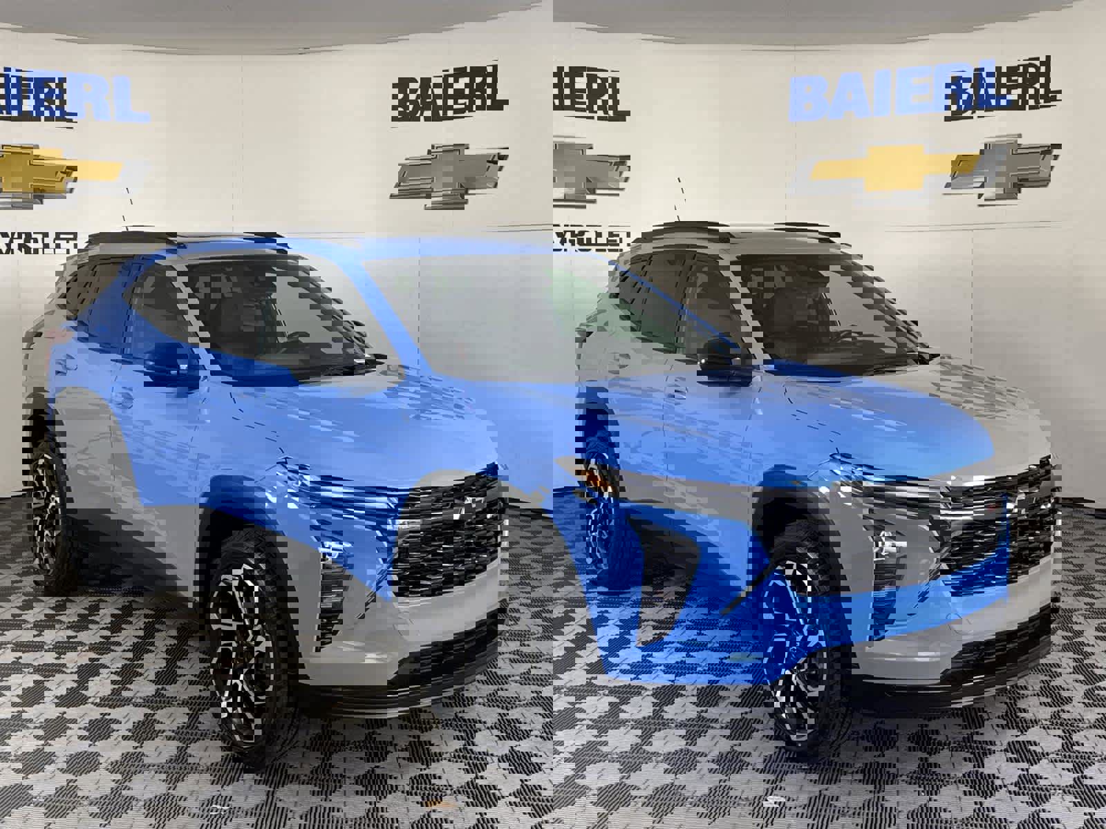 Used 2024 Chevrolet Trax RS w/ Sunroof Package image 7