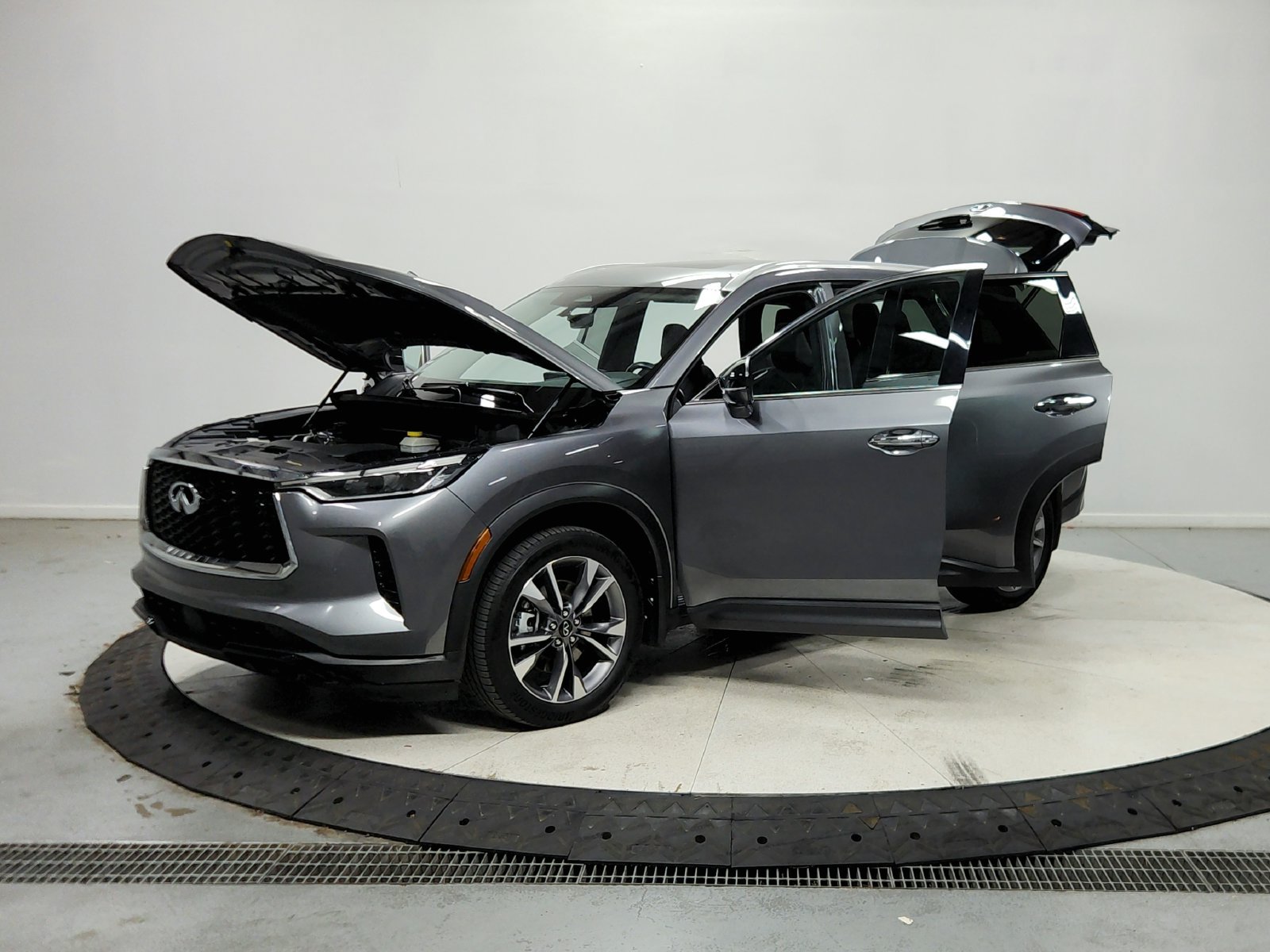 Used 2023 INFINITI QX60 Luxe w/ Cargo Package AWD/4WD image 12