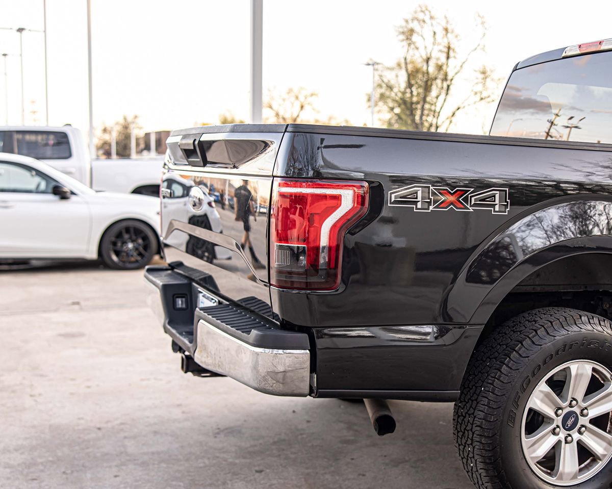 Used 2015 Ford F150 XLT AWD/4WD image 15