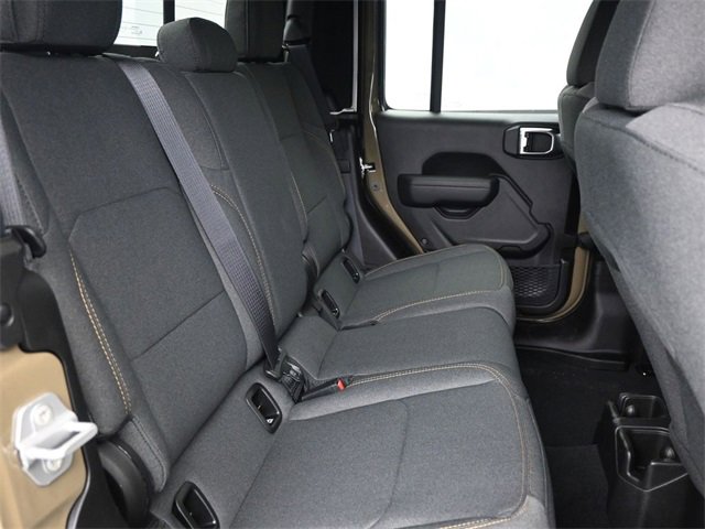 New 2025 Jeep Gladiator Sport image 18