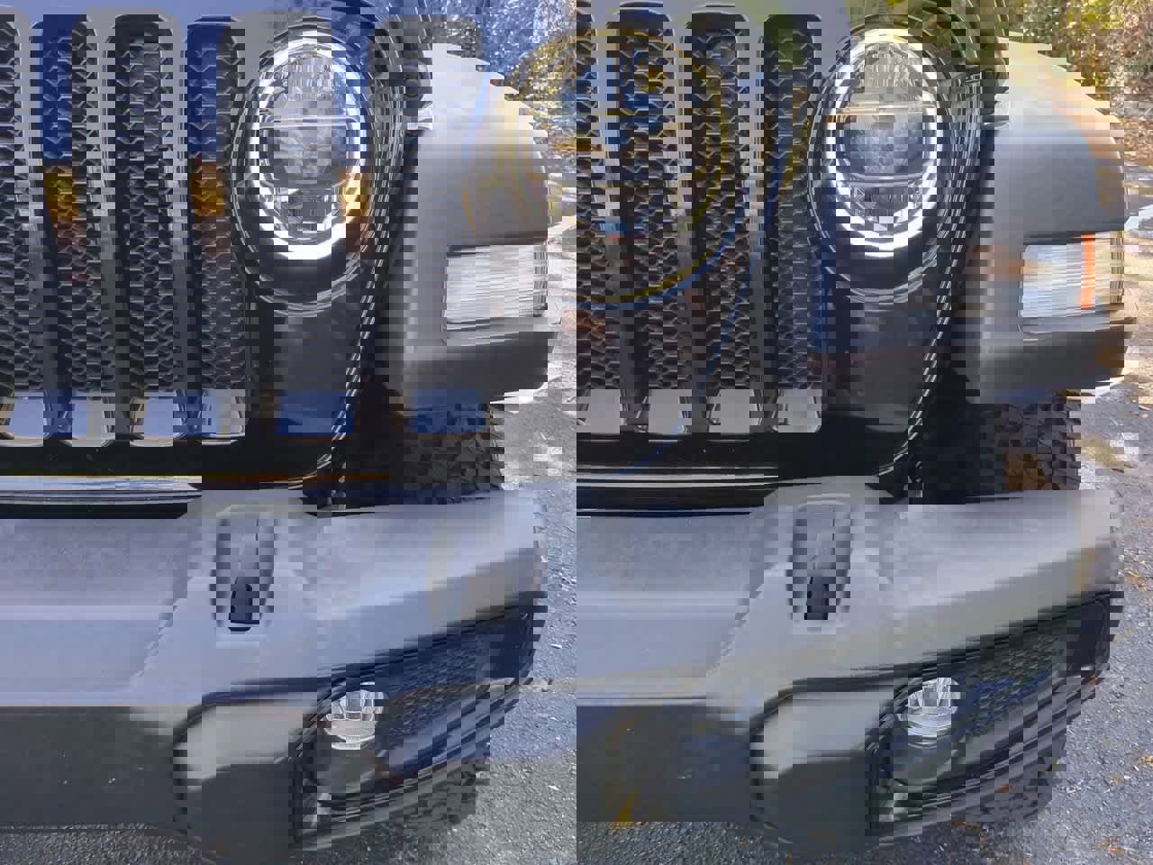 Certified 2022 Jeep Wrangler Willys image 11