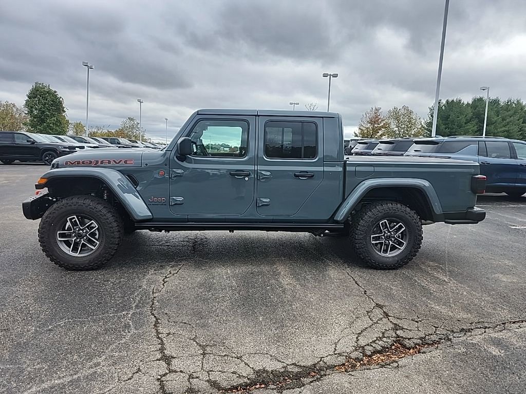 New 2025 Jeep Gladiator Mojave image 6