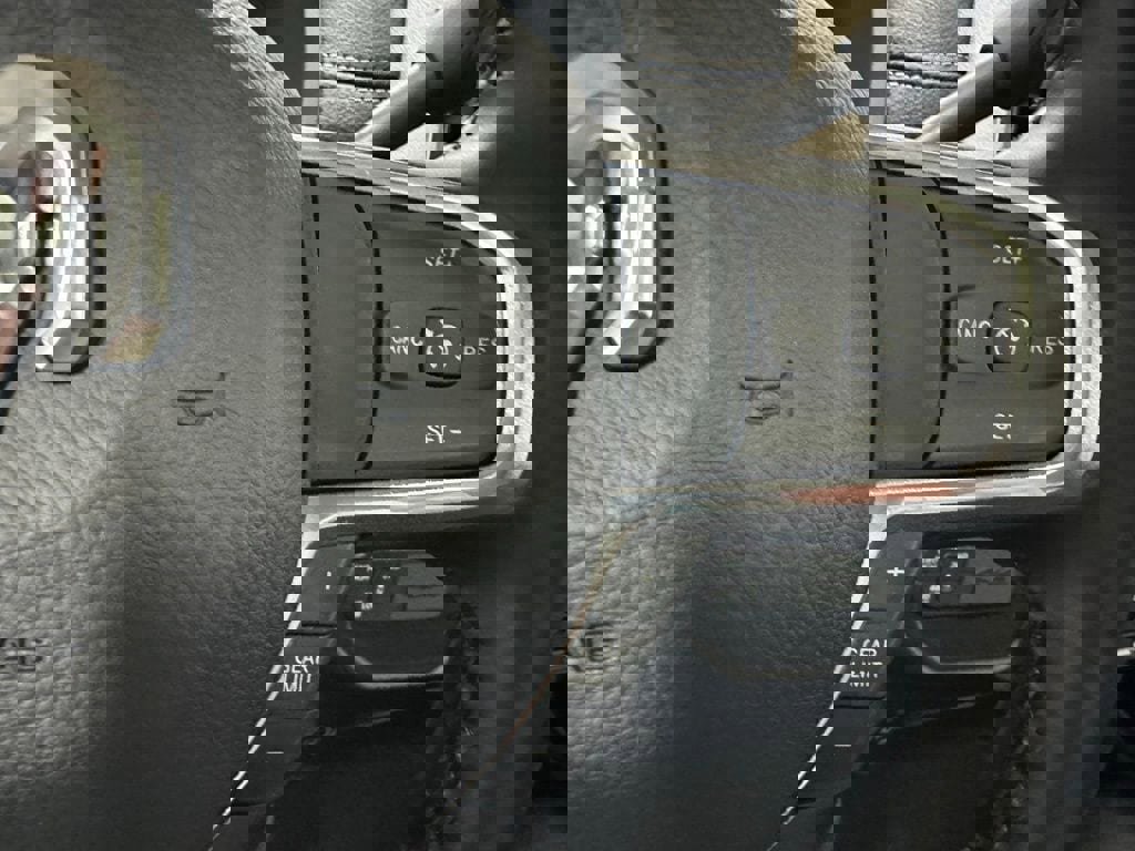 Used 2024 RAM 3500 Laramie image 20