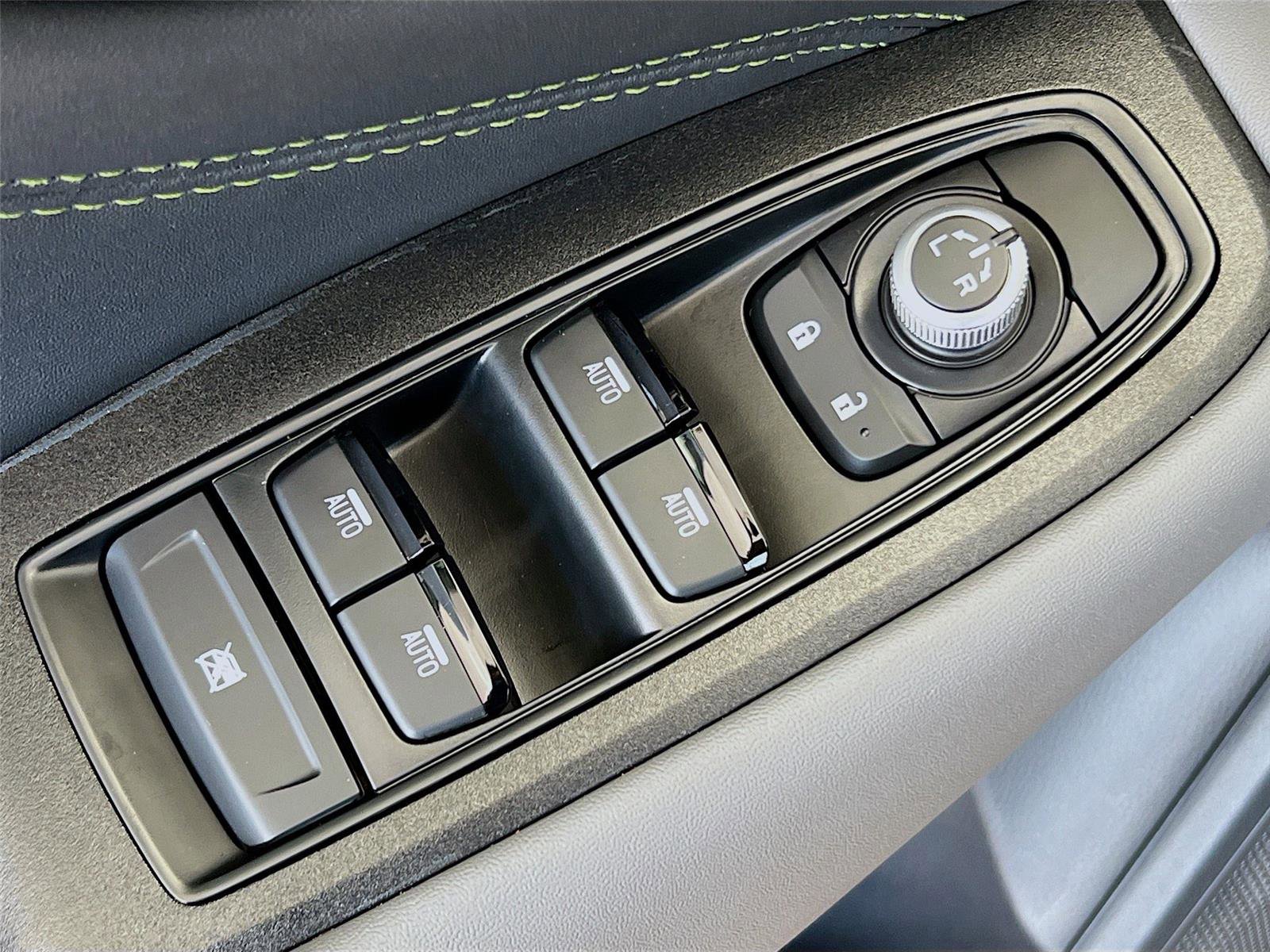 Certified 2025 Subaru Outback Onyx Edition XT image 21