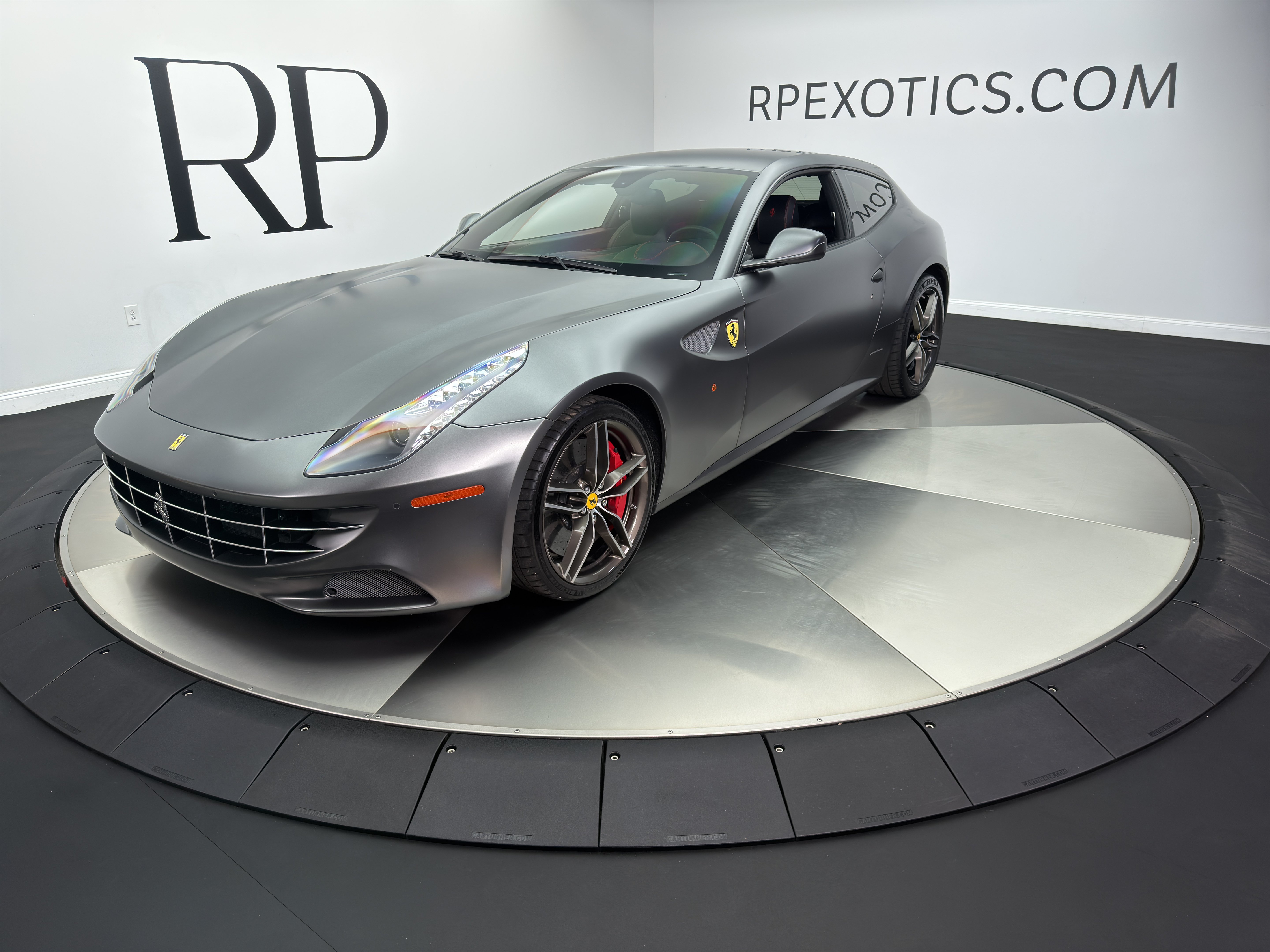 Used 2015 Ferrari FF AWD/4WD image 1