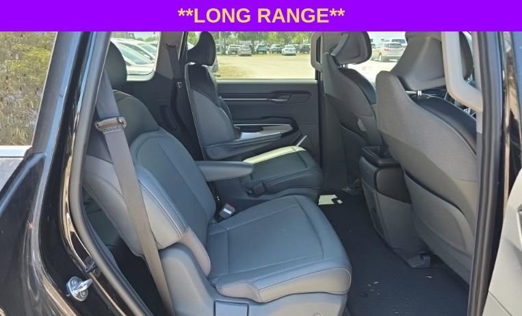 Used 2024 Kia EV9 Light Long Range RWD image 4