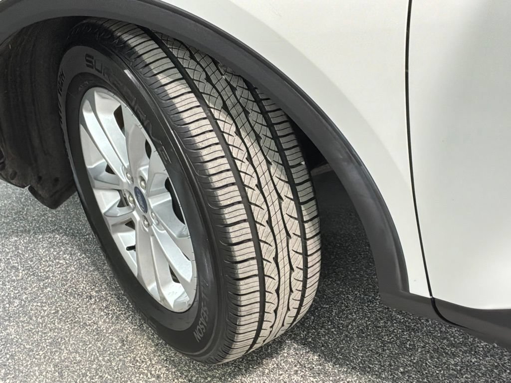 Used 2020 Ford Escape SE FWD image 31
