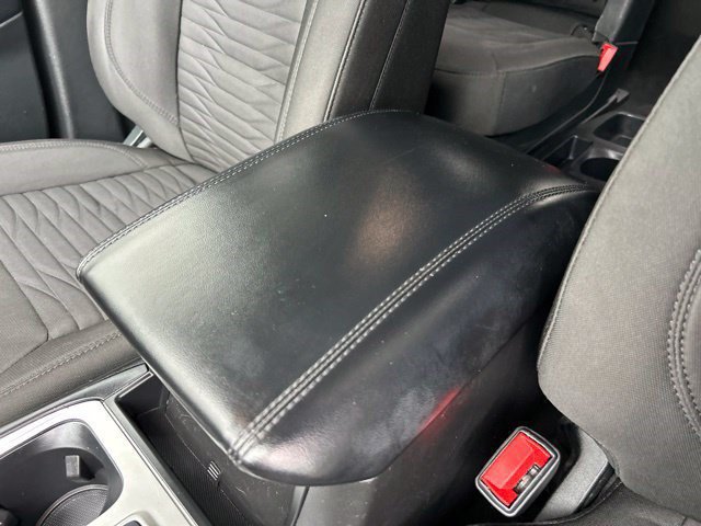 Used 2021 Ford Explorer XLT AWD/4WD image 34