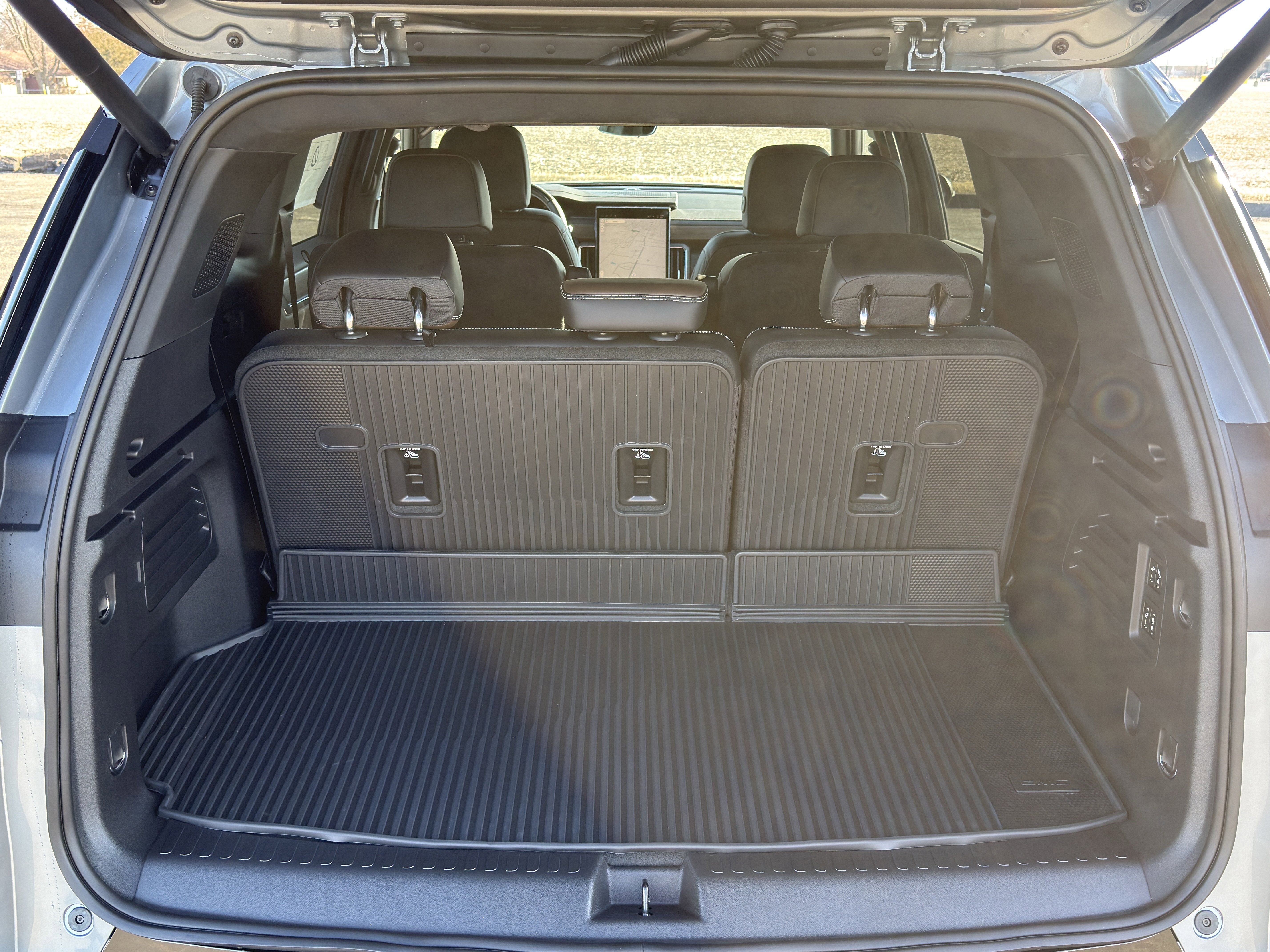 New 2026 GMC Acadia Denali Ultimate w/ LPO, Floor Liner Package image 5