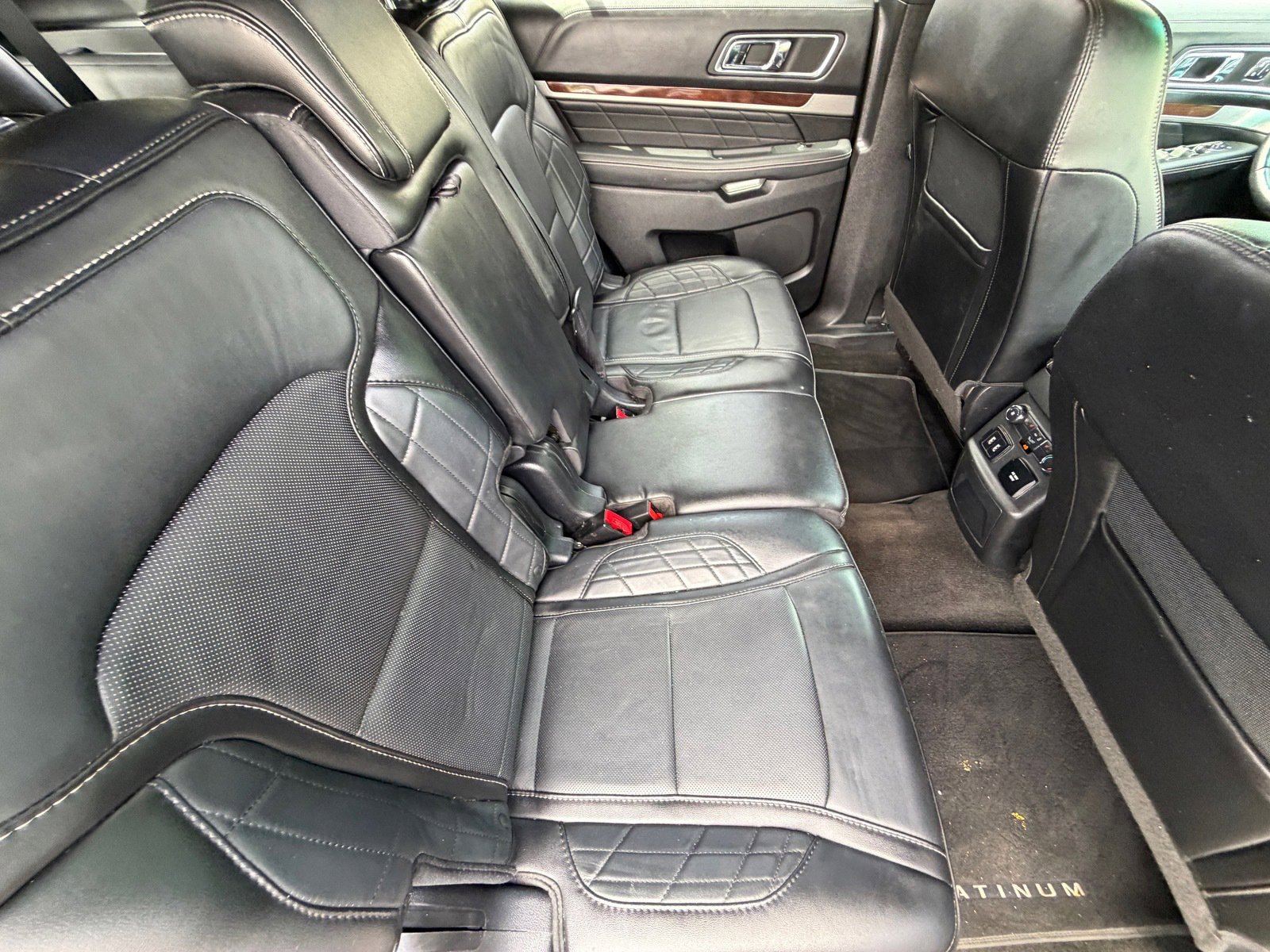 Used 2016 Ford Explorer Platinum AWD/4WD image 12