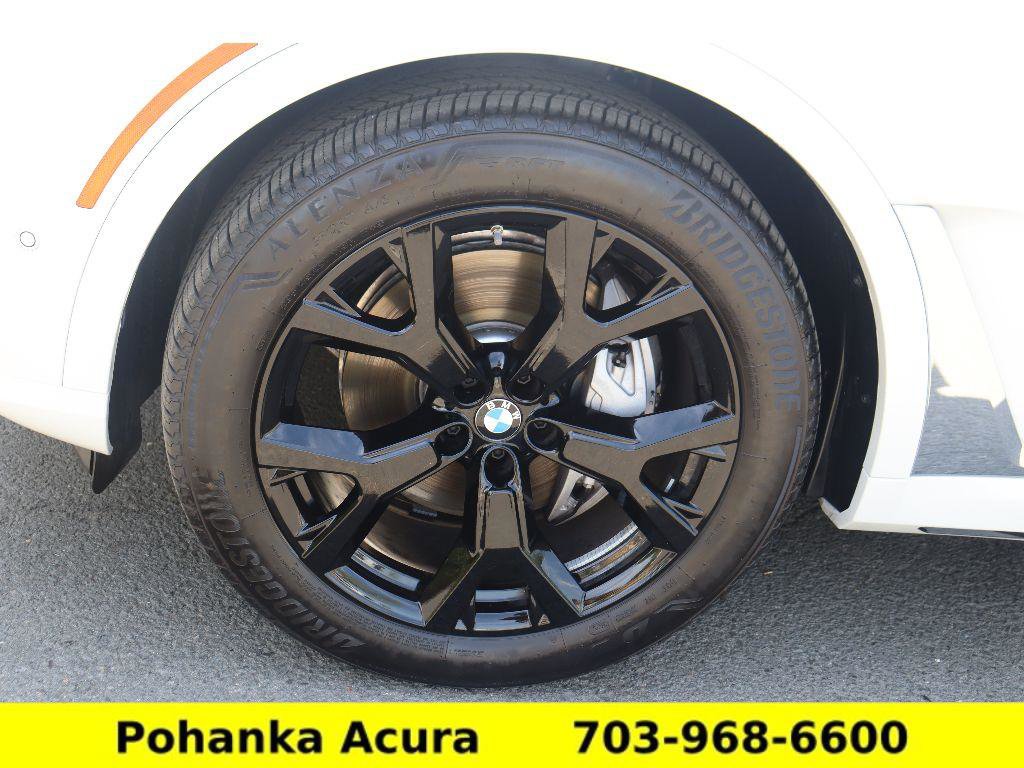 Used 2026 BMW X7 xDrive40i AWD/4WD image 35
