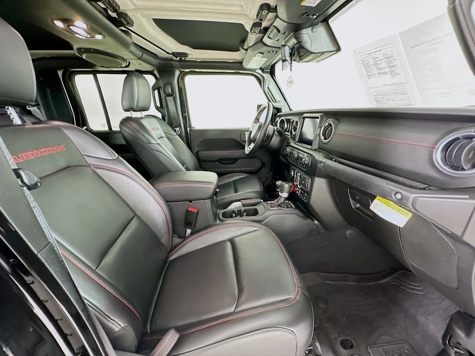 Used 2020 Jeep Gladiator Rubicon AWD/4WD image 28