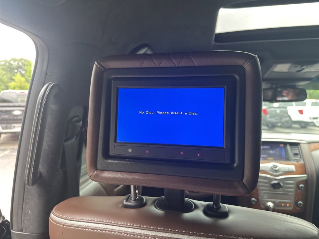 Used 2017 INFINITI QX80 Limited AWD/4WD image 16