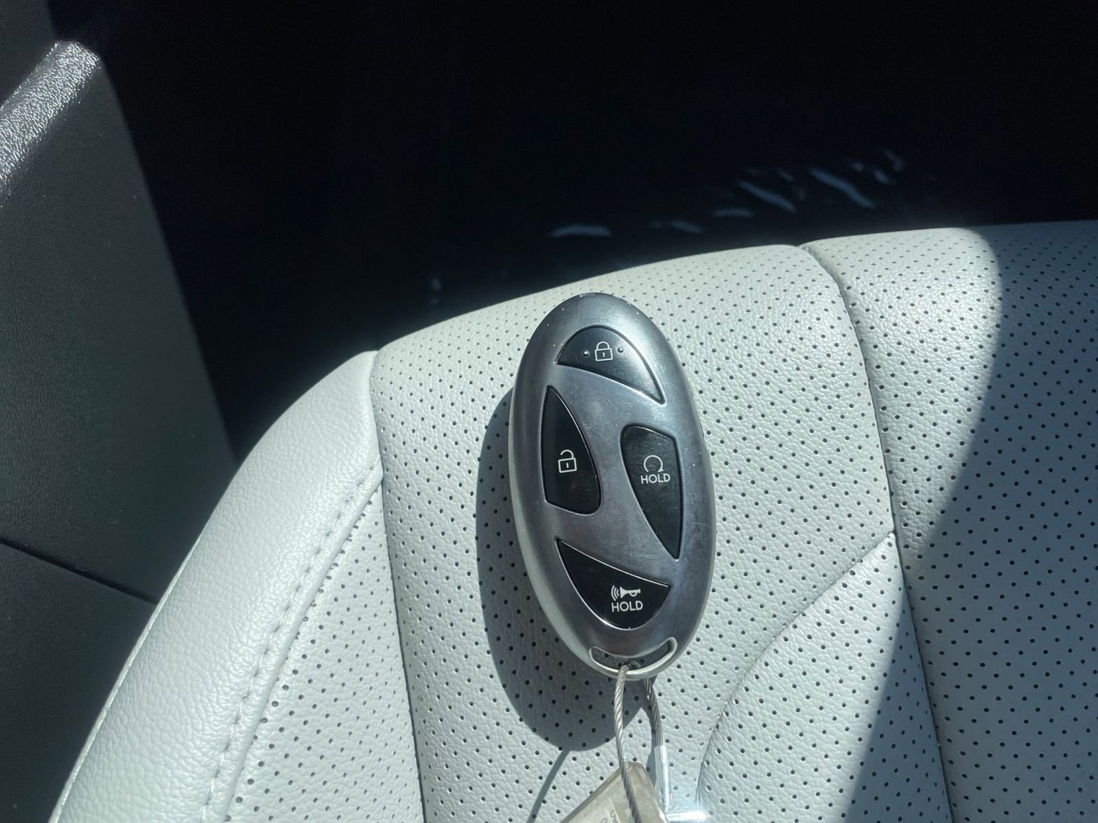 Used 2025 Hyundai Elantra Limited image 27