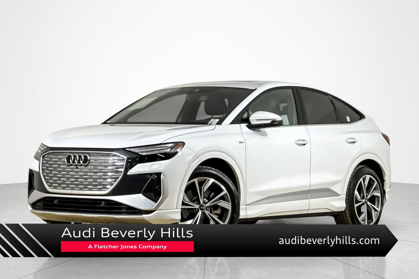 Used 2024 Audi Q4 e-tron Prestige AWD/4WD image 1