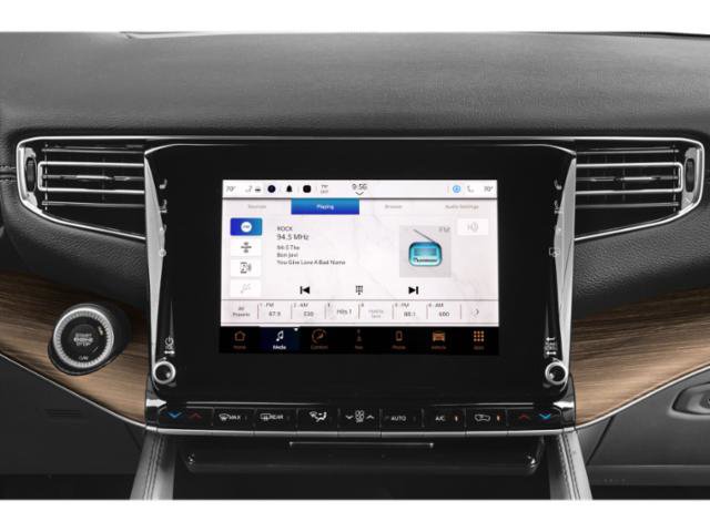 Certified 2024 Jeep Wagoneer L Series II w/ Flexible Seating Group RWD image 10