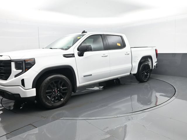 Used 2023 GMC Sierra 1500 Elevation AWD/4WD image 2