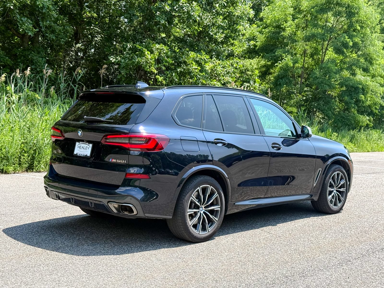 Used 2023 BMW X5 M50i w/ Climate Comfort Package AWD/4WD image 6