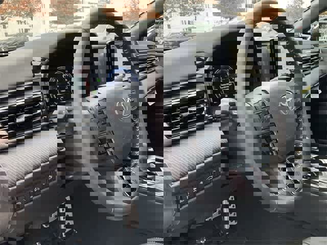 Certified 2025 Toyota Camry SE image 10