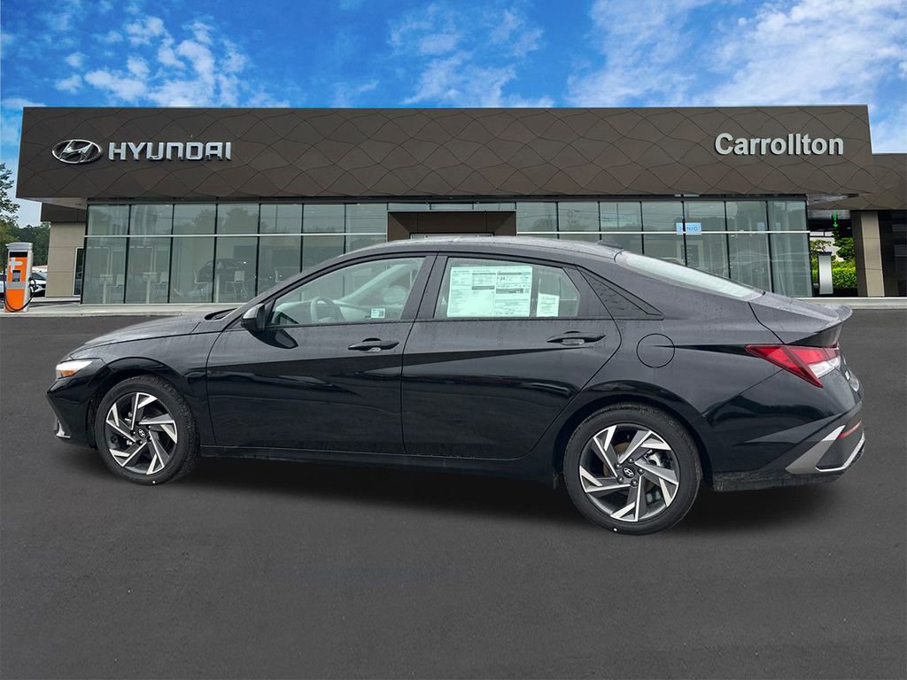 New 2025 Hyundai Elantra Sport image 8