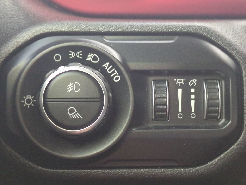 Used 2021 Jeep Gladiator Rubicon AWD/4WD image 29