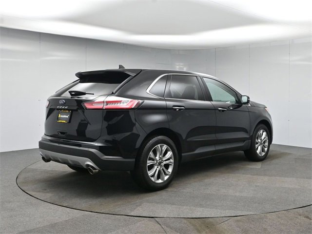 Used 2024 Ford Edge Titanium image 5