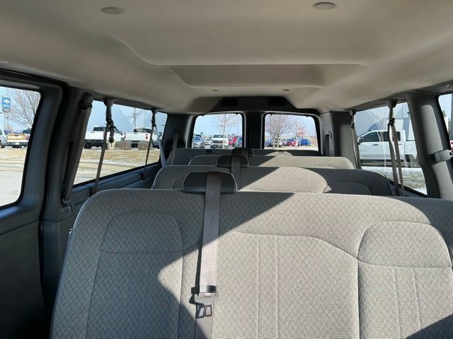Used 2025 Chevrolet Express 3500 LT w/ LT Preferred Equipment Group image 28